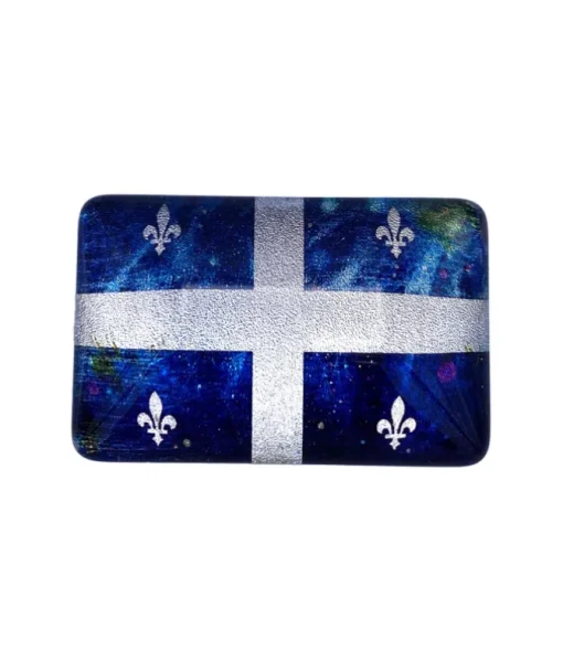 Aimant en verre, avec le drapeau du Québec.