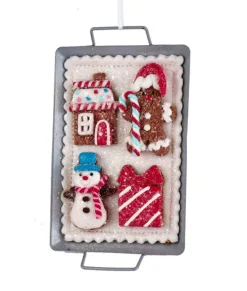 Décoration, plateau de biscuits avec différents biscuits en pain d'épices.