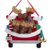Ornement avec cloches, camionnette rouge avec famille orignal et arbre de Noël