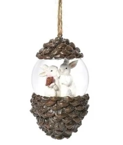 Ornement, dôme de pomme de pin, avec des lapins