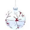 Ornement en verre givré, motif branche d'hiver et baies rouges.