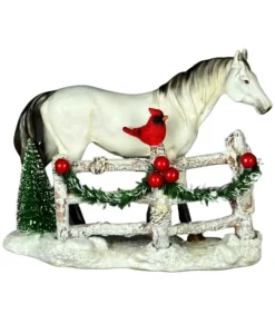 Pièce de table, cheval blanc en clôture, avec baies cardinales et rouges