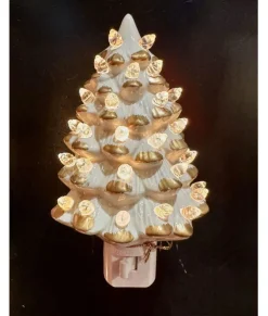 Veilleuse sapin en céramique blanche et dorée